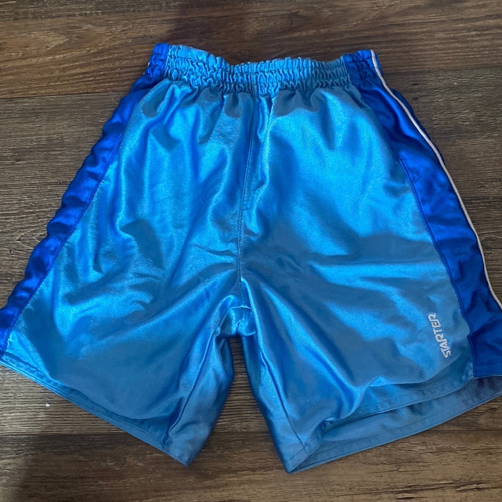 Reversible basketball shorts